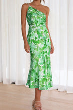 Load image into Gallery viewer, Sassy Green Printed Single Shoulder Dress
