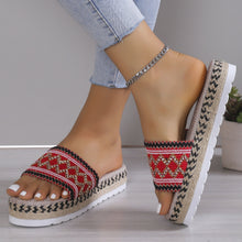 Load image into Gallery viewer, Weave Platform Sandals
