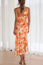 Load image into Gallery viewer, Sassy Orange Printed Single Shoulder Dress
