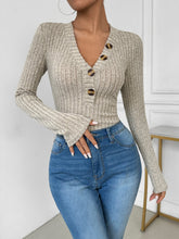 Load image into Gallery viewer, V-Neck Long Sleeve Bodysuit
