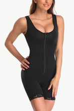 Load image into Gallery viewer, Zip-Up Lace Detail Shapewear
