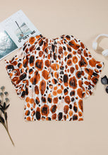 Load image into Gallery viewer, Printed Quarter Sleeve Blouse
