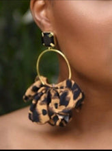 Load image into Gallery viewer, Sassy Leopard Earrings
