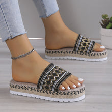 Load image into Gallery viewer, Weave Platform Sandals
