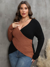 Load image into Gallery viewer, Sassy Two-Tone Sweater
