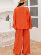 Load image into Gallery viewer, Sassy Lace Pants Set

