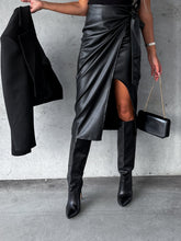 Load image into Gallery viewer, Tied Black Skirt
