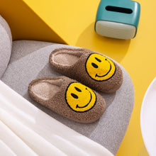 Load image into Gallery viewer, Smiley Face Slippers
