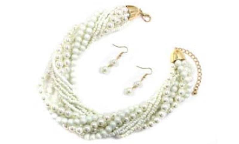 Cream Pearl Necklace