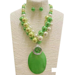 Green Seashell Pearl Necklace